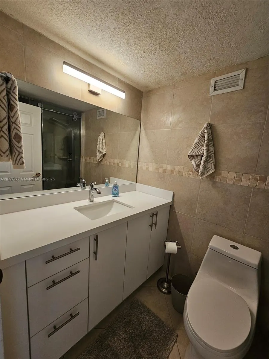 2501 S OCEAN DR (SEASON), #637
