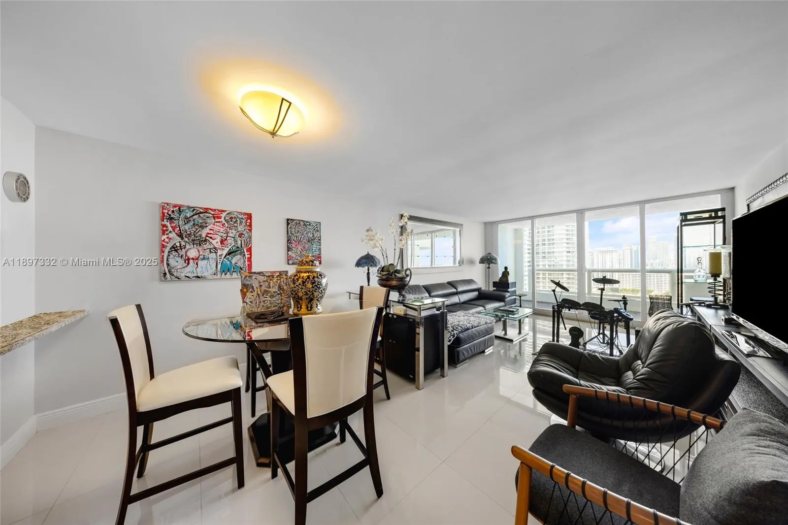 1717 N Bayshore Dr, #A-2638