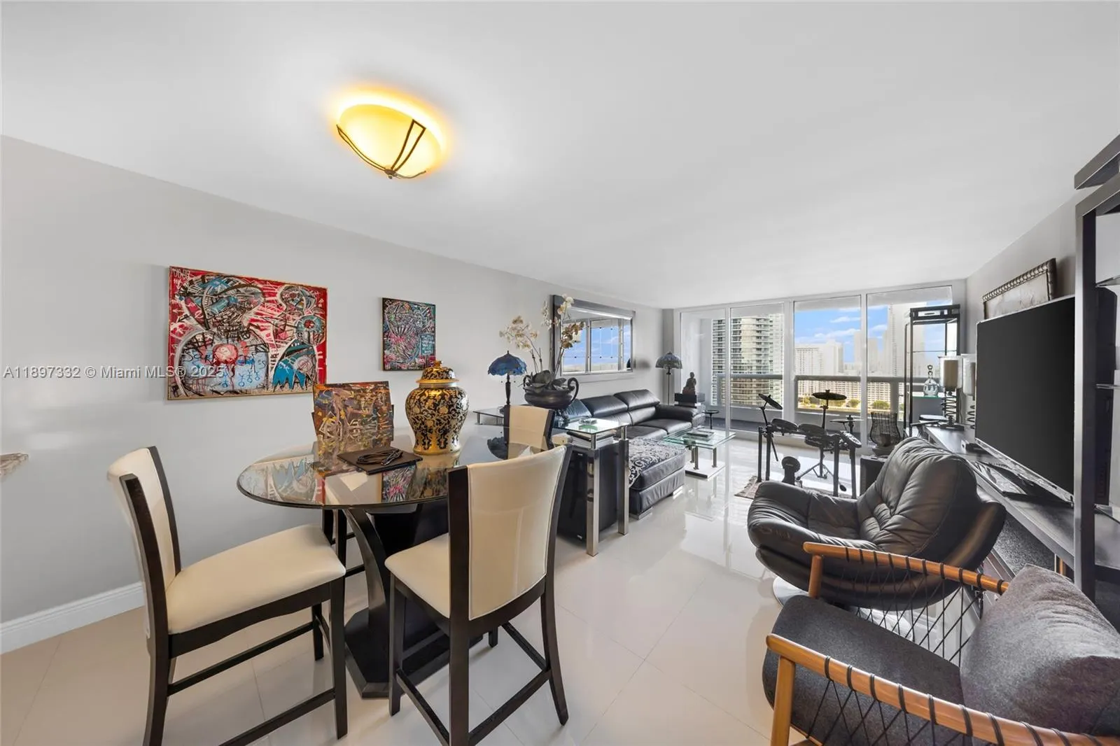 1717 N Bayshore Dr, #A-2638