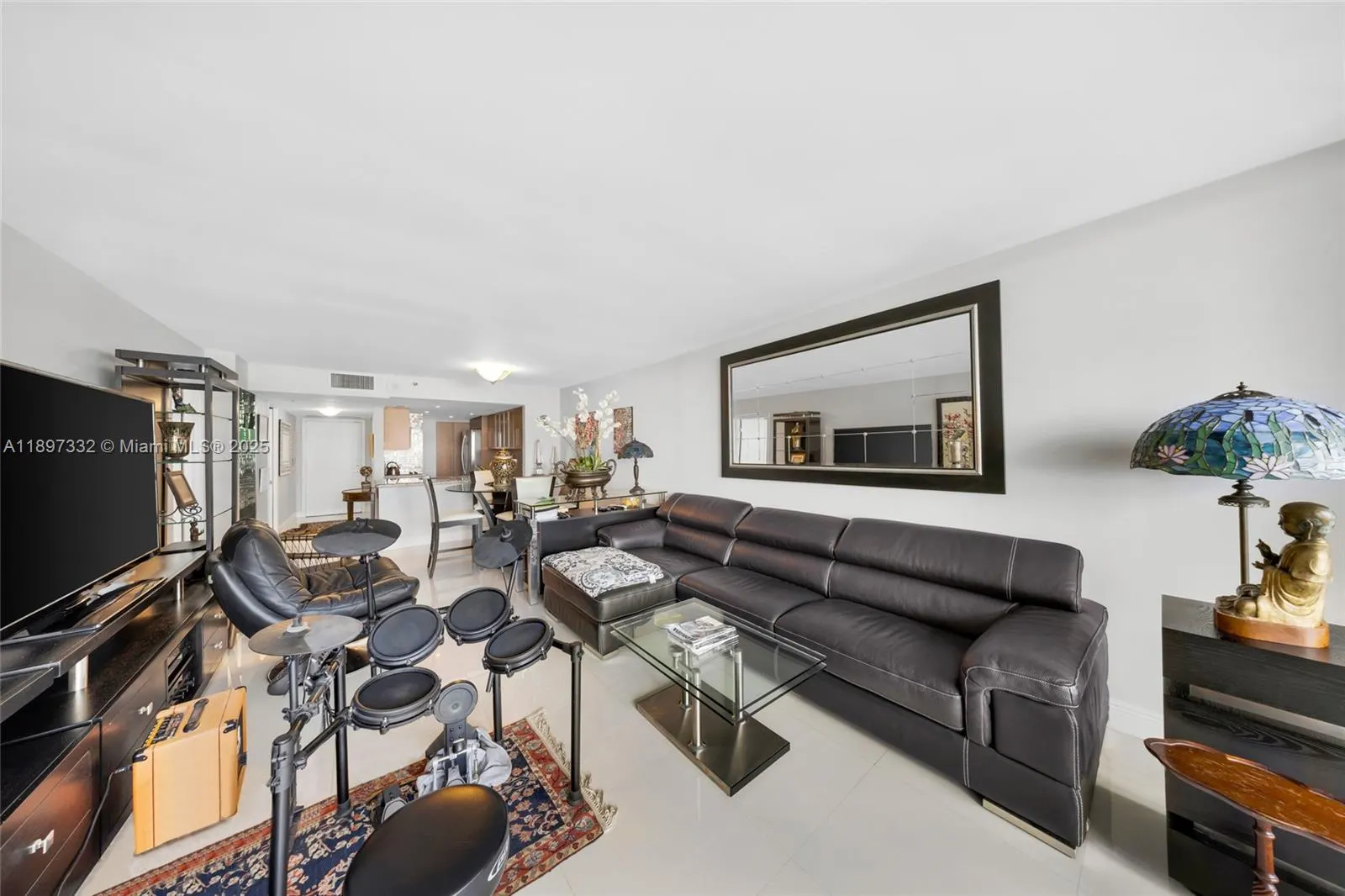 1717 N Bayshore Dr, #A-2638