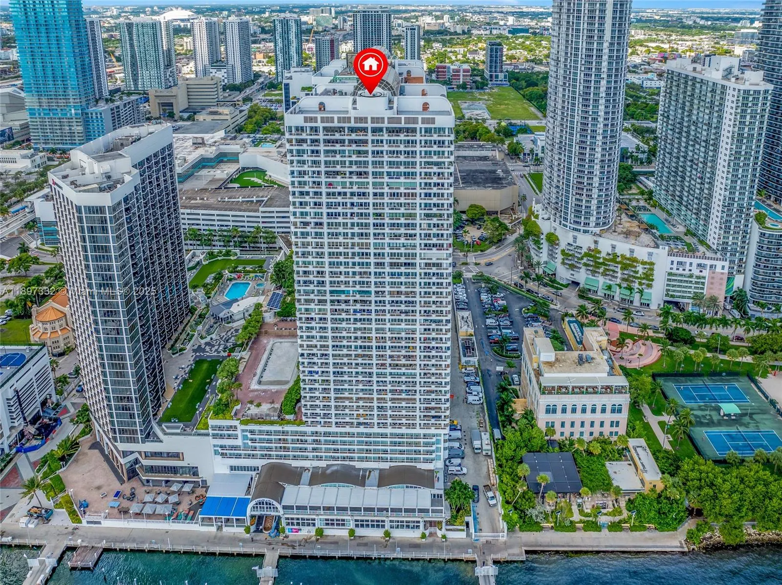 1717 N Bayshore Dr, #A-2638
