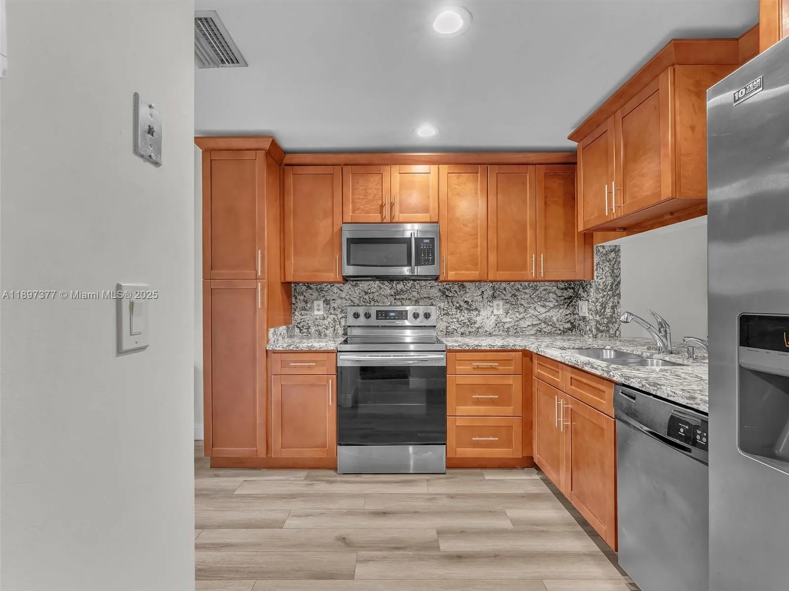 3065 NW 48th Ave