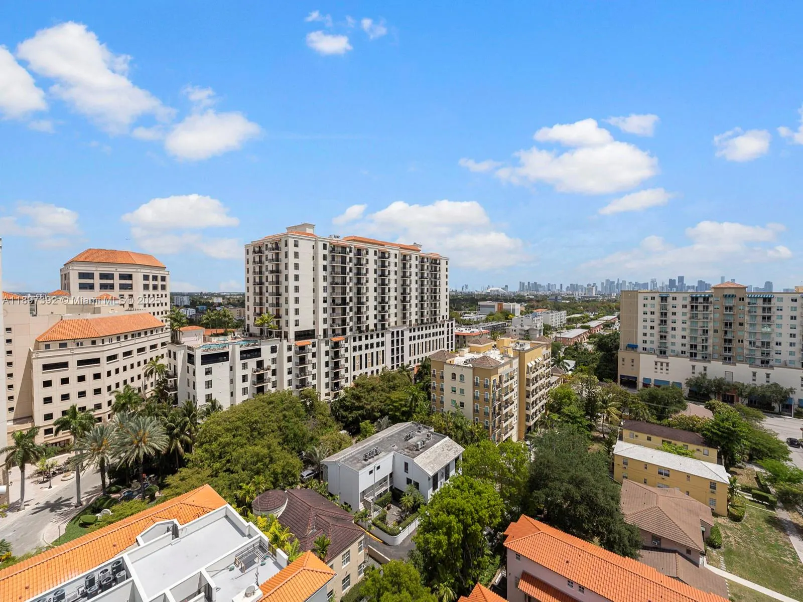 911 E Ponce De Leon Blvd, #1601