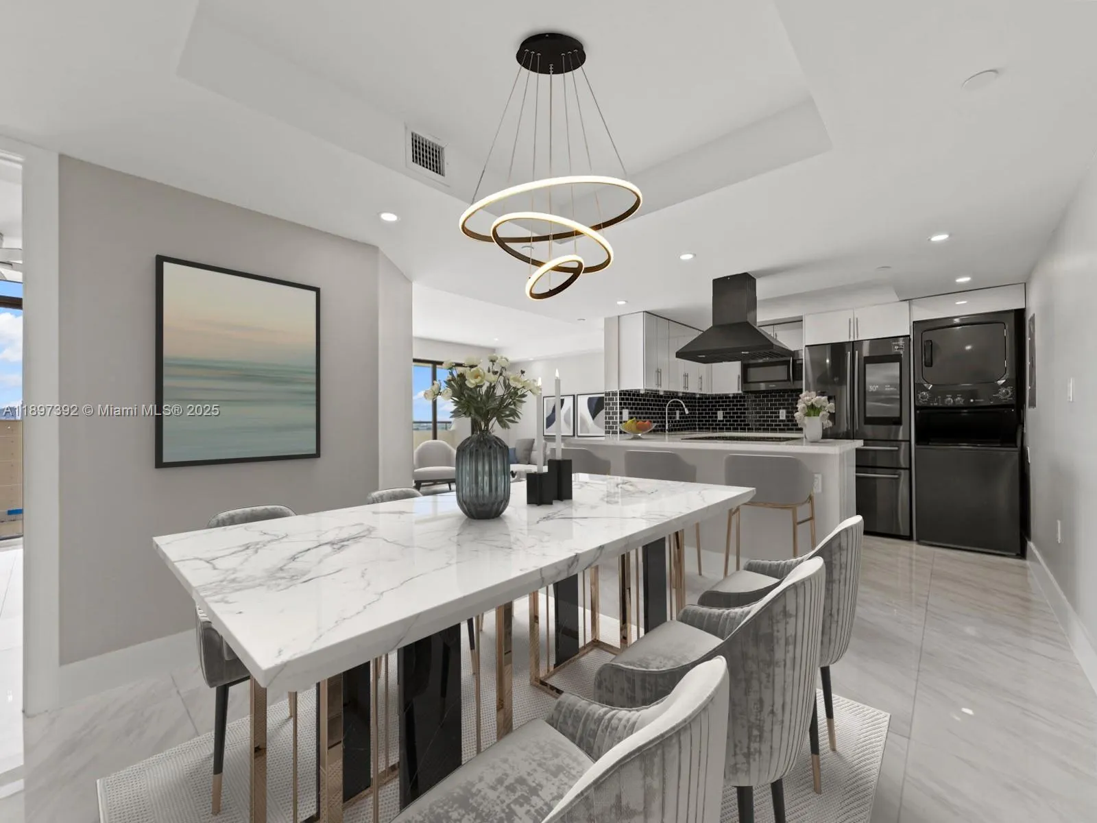 911 E Ponce De Leon Blvd, #1601