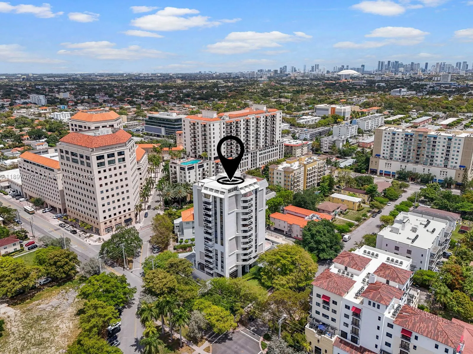 911 E Ponce De Leon Blvd, #1601