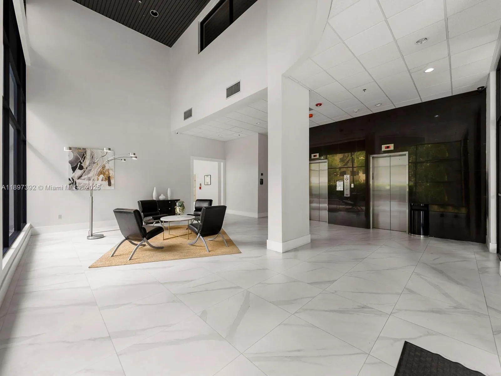 911 E Ponce De Leon Blvd, #1601