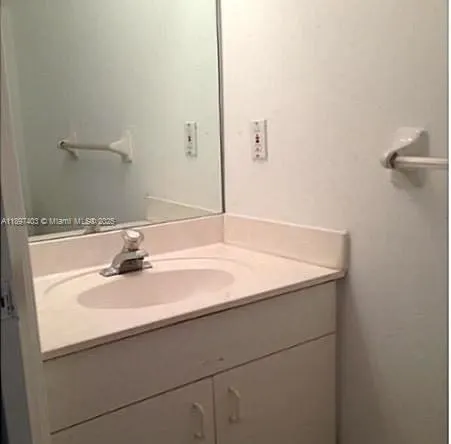 9203 Fontainebleau Blvd, #101