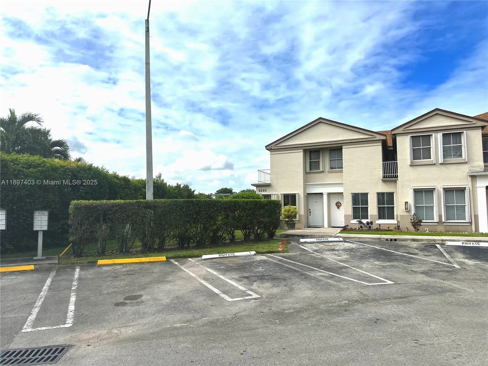9203 Fontainebleau Blvd, #101