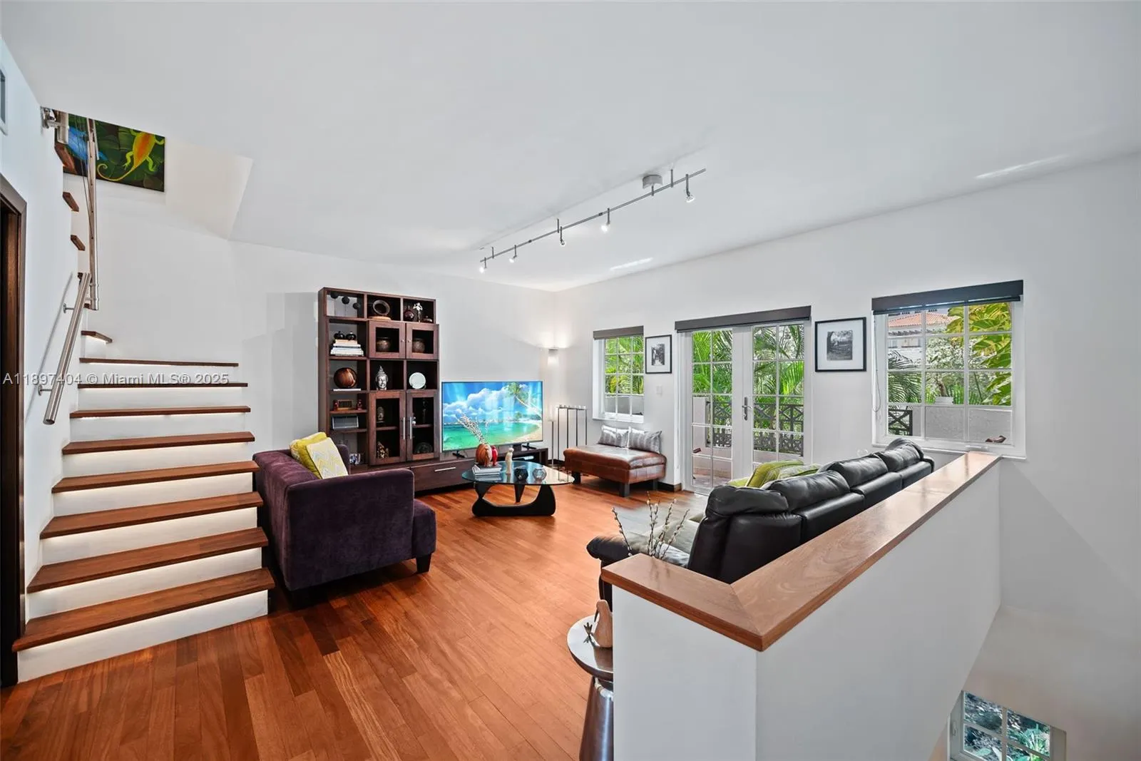 261 Navarre Ave, #A-3