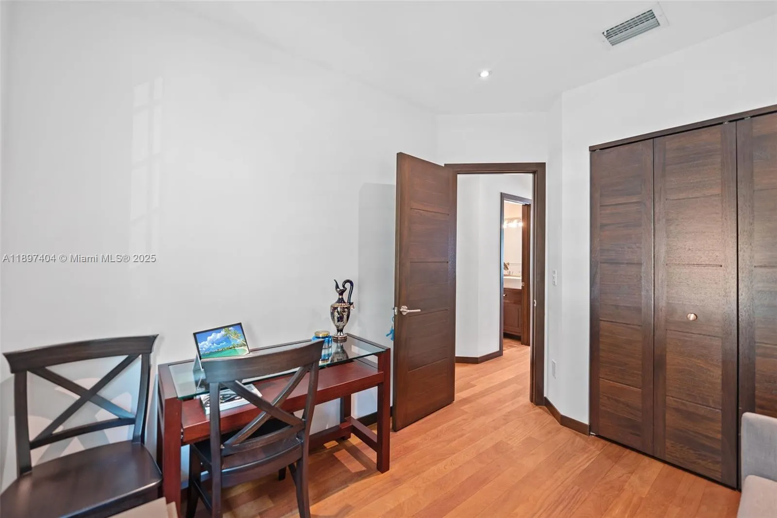 261 Navarre Ave, #A-3