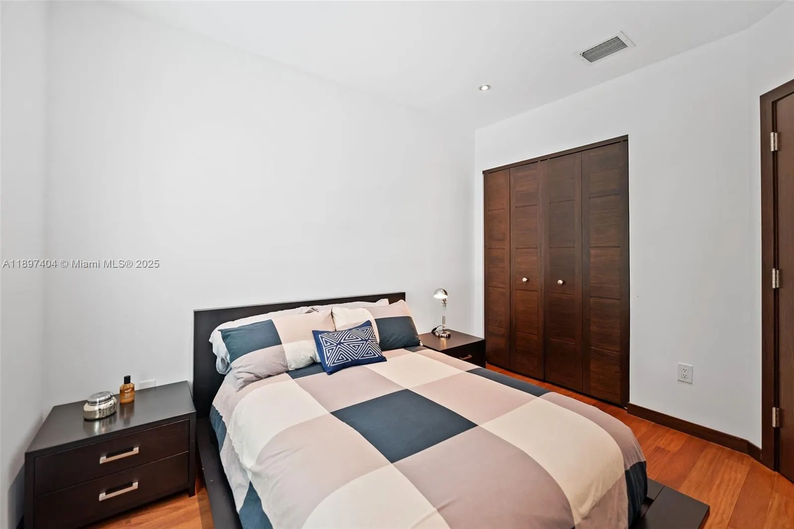 261 Navarre Ave, #A-3