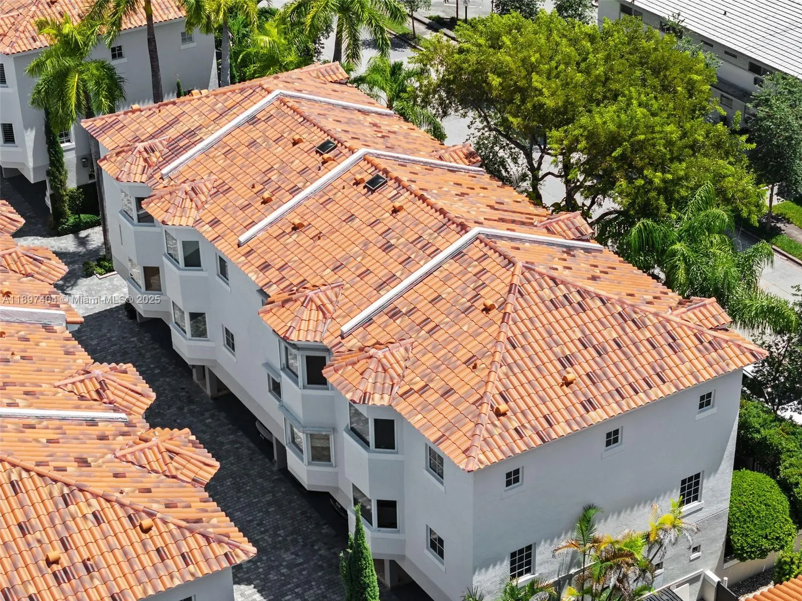 261 Navarre Ave, #A-3