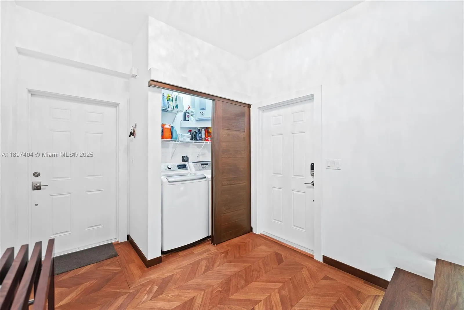 261 Navarre Ave, #A-3