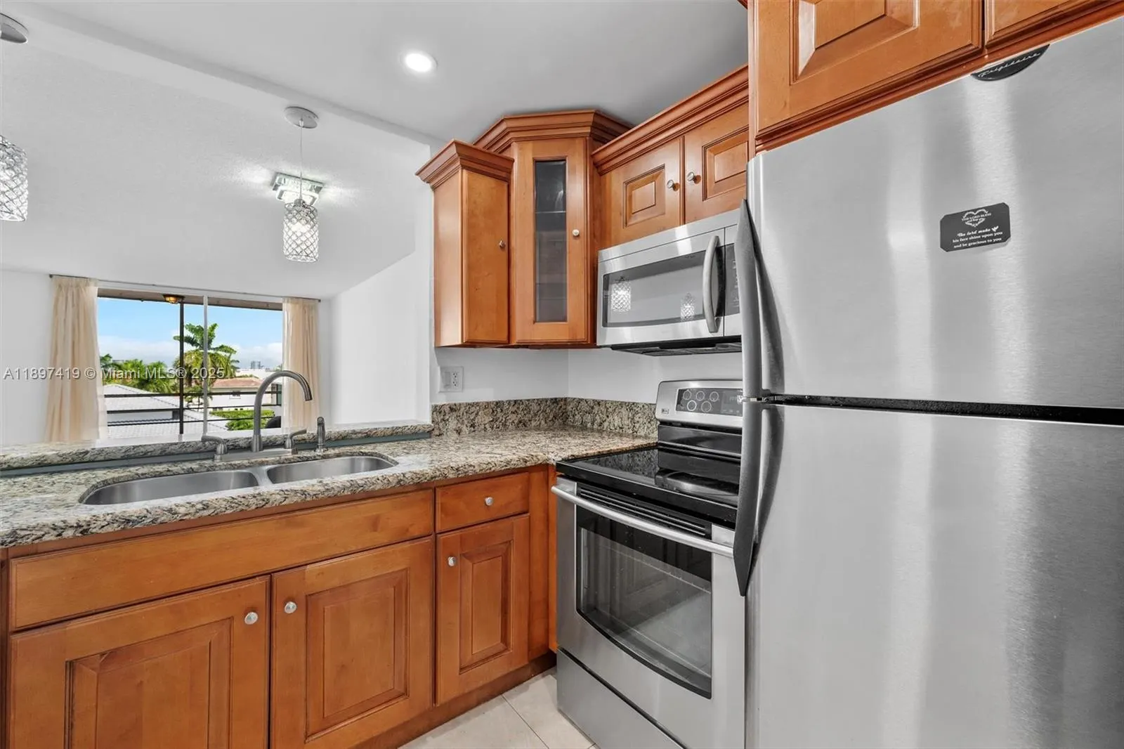 2935 NE 163rd St, #4I