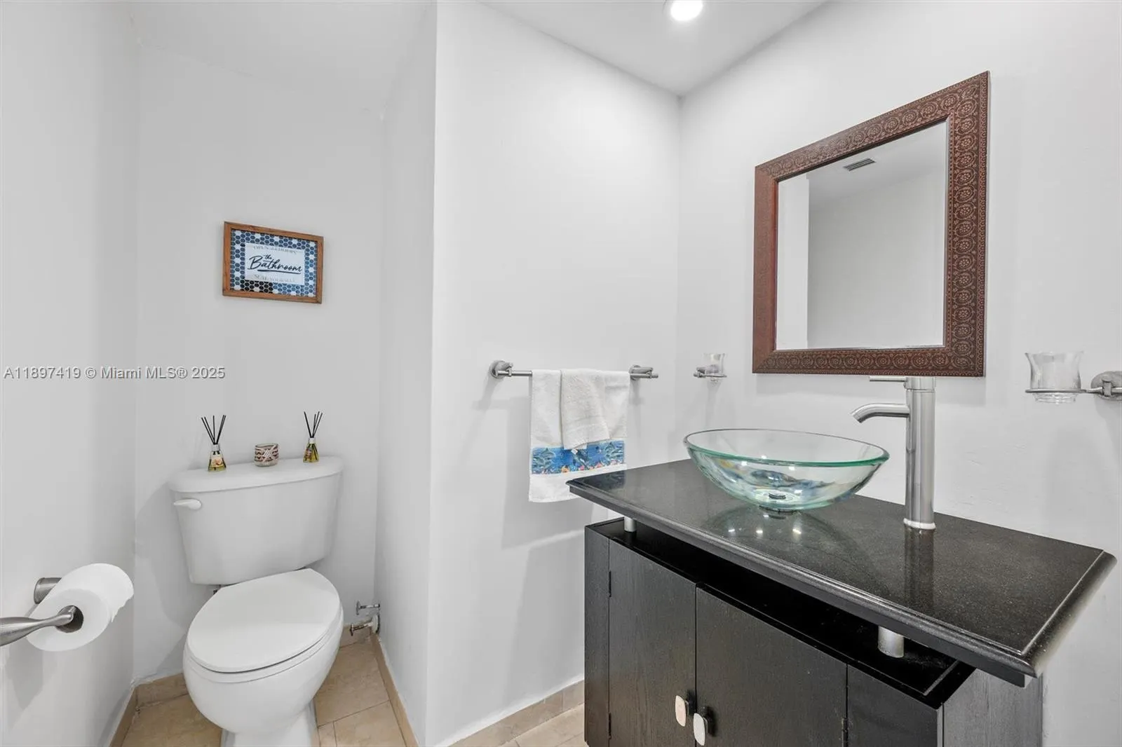 2935 NE 163rd St, #4I