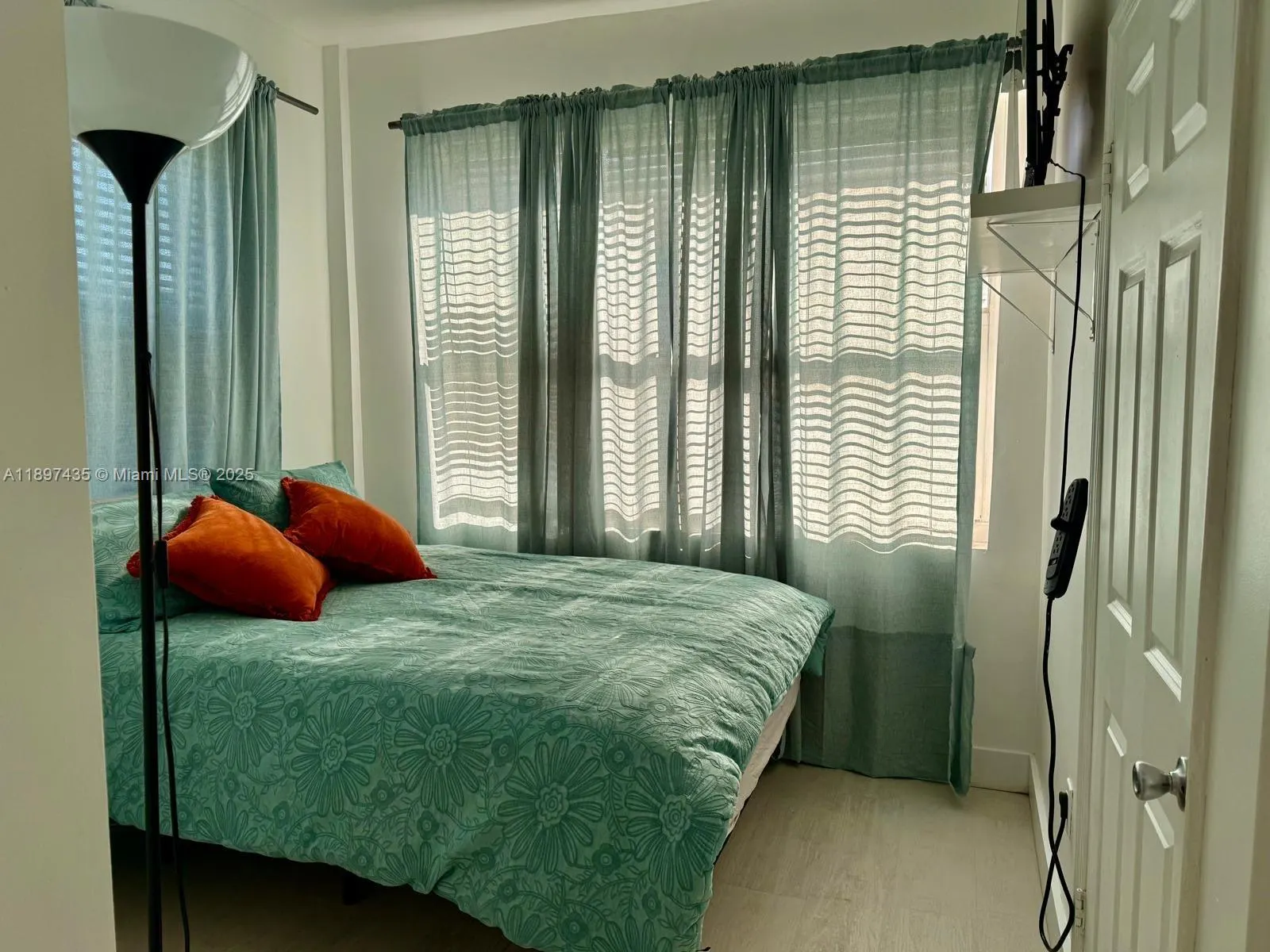 1342 Drexel Ave, #206