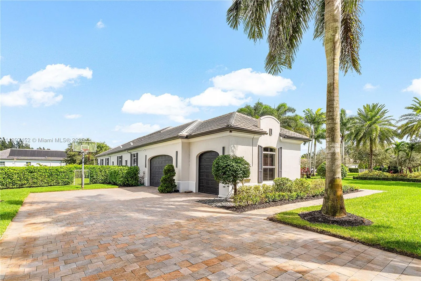 12525 SW 15th Mnr