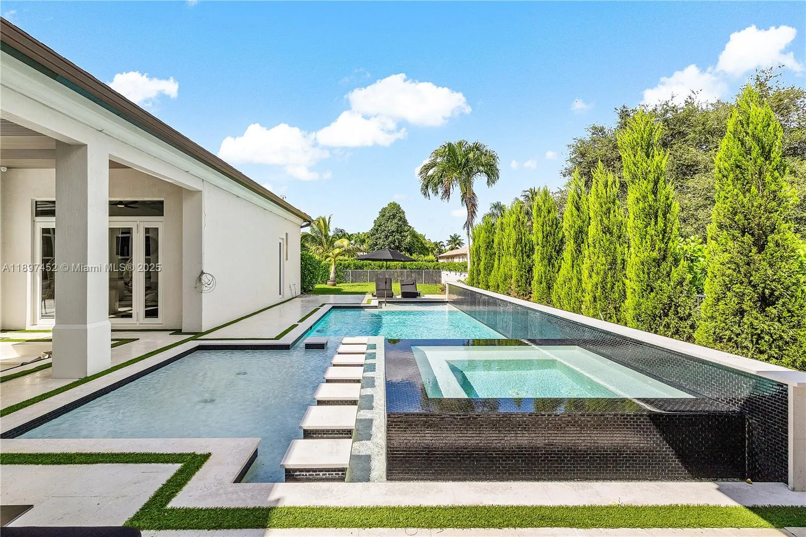 12525 SW 15th Mnr