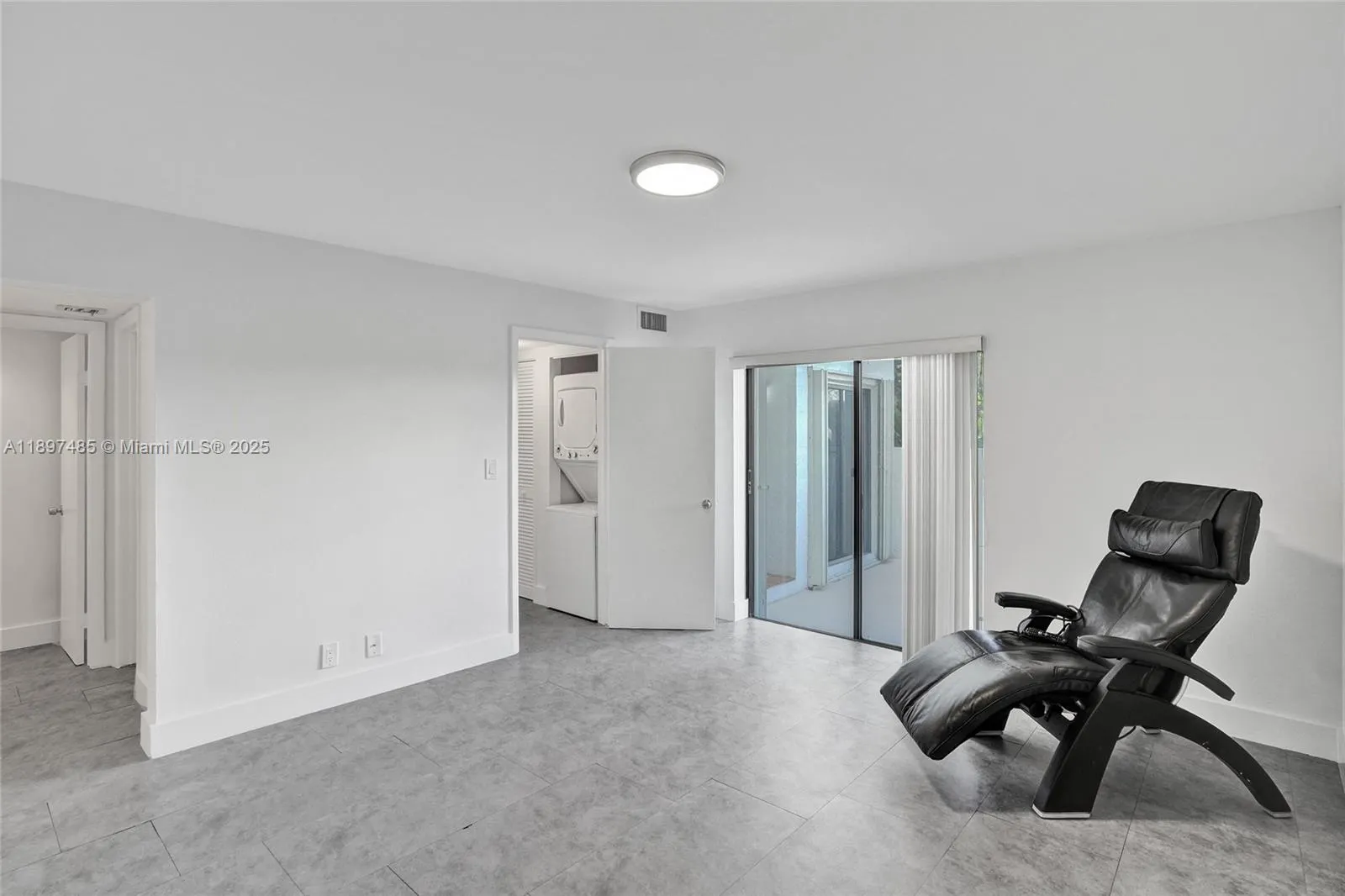 20332 NE 34th Ct, #26