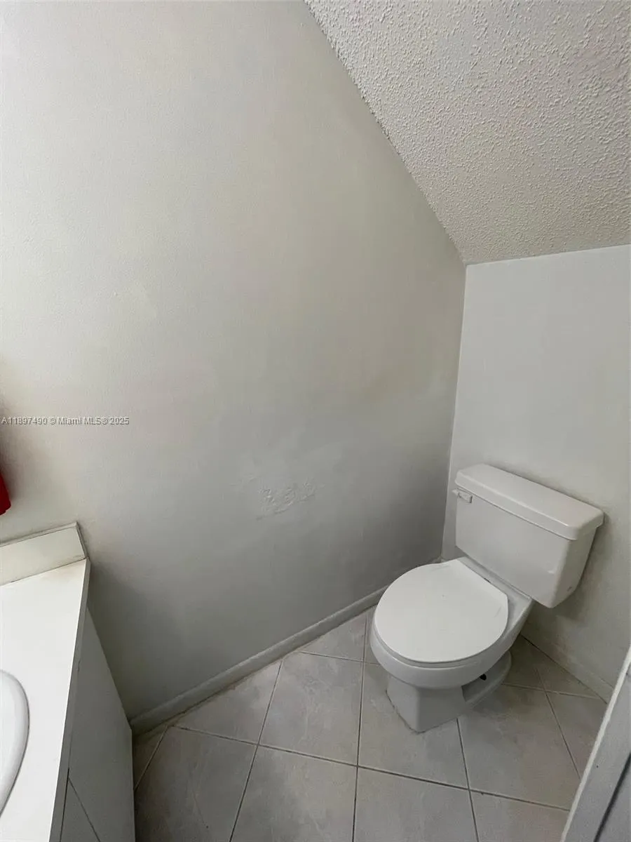 8237 NW 8th Ct, #4