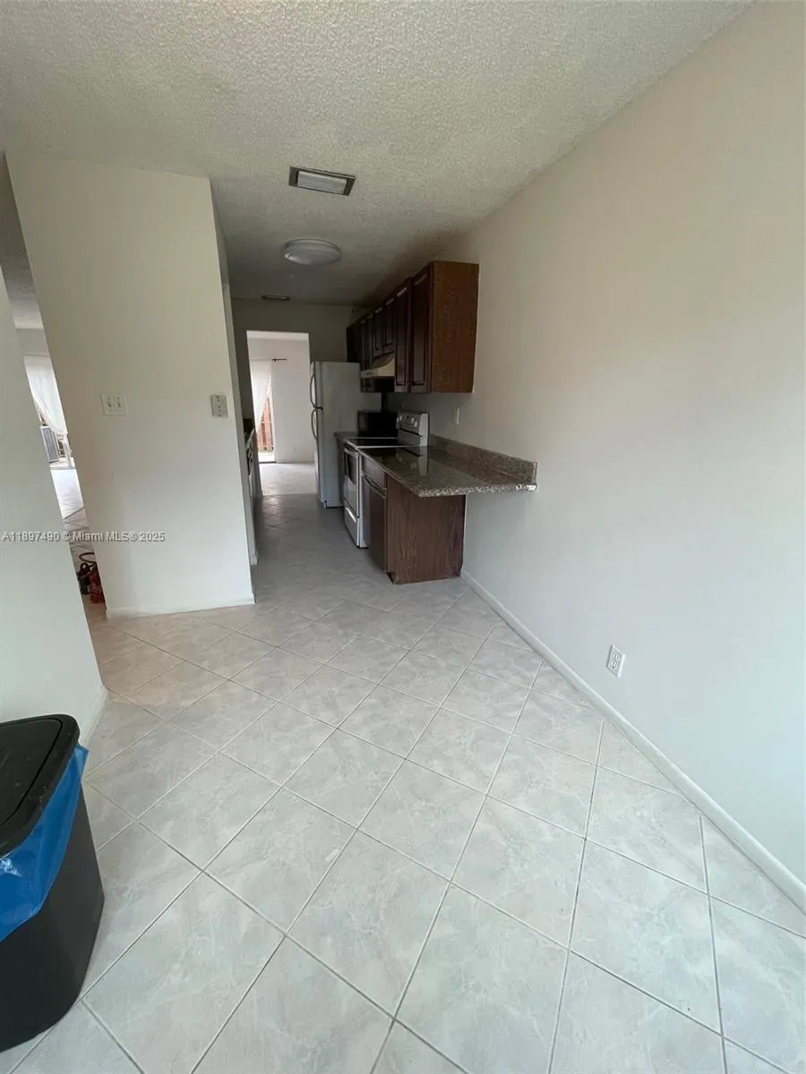 8237 NW 8th Ct, #4