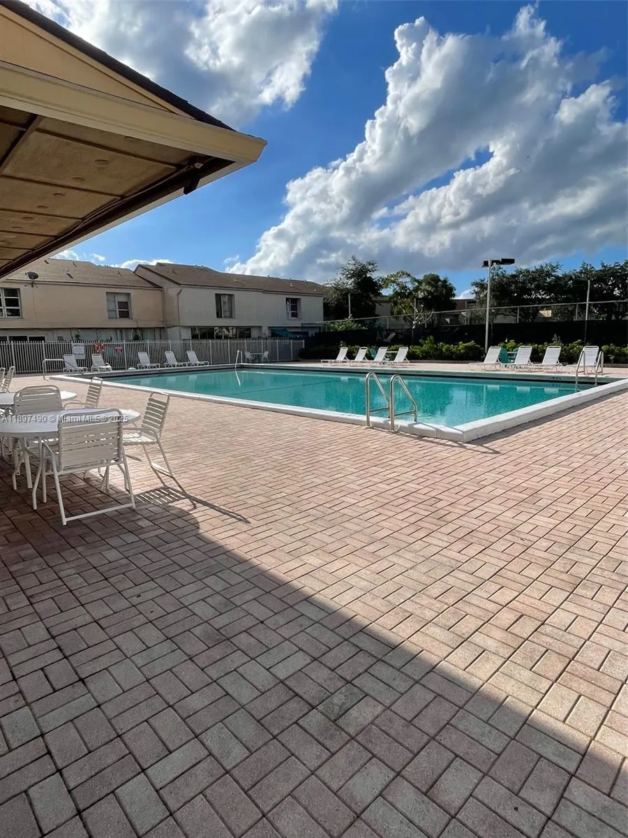 8237 NW 8th Ct, #4