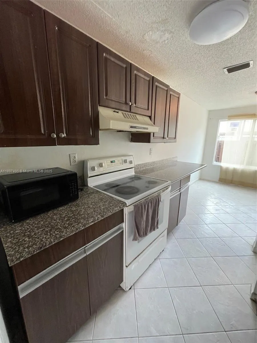 8237 NW 8th Ct, #4