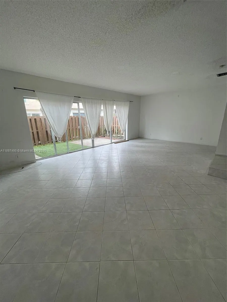 8237 NW 8th Ct, #4