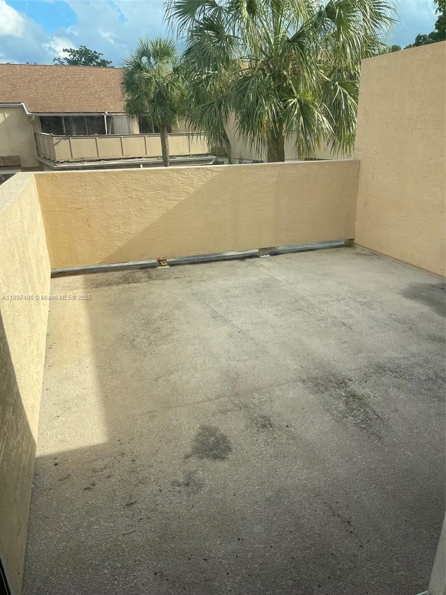 8237 NW 8th Ct, #4