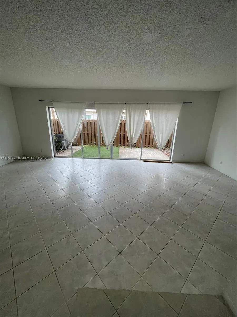 8237 NW 8th Ct, #4