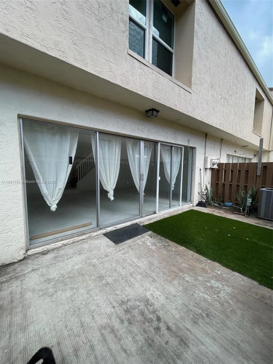 8237 NW 8th Ct, #4