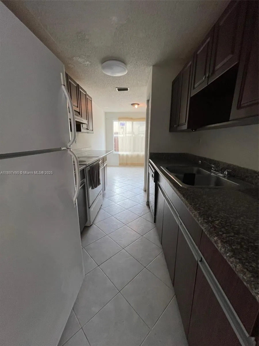 8237 NW 8th Ct, #4