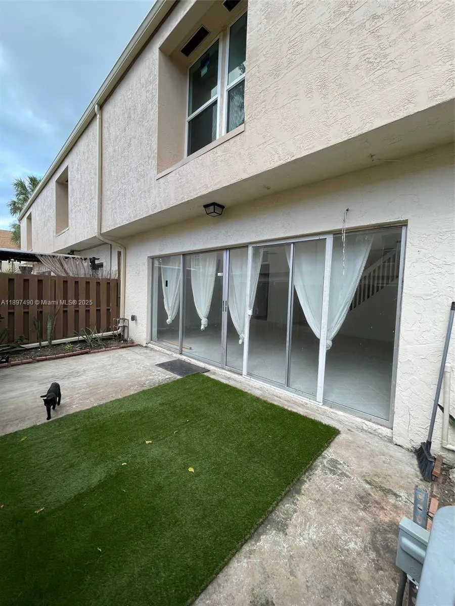 8237 NW 8th Ct, #4