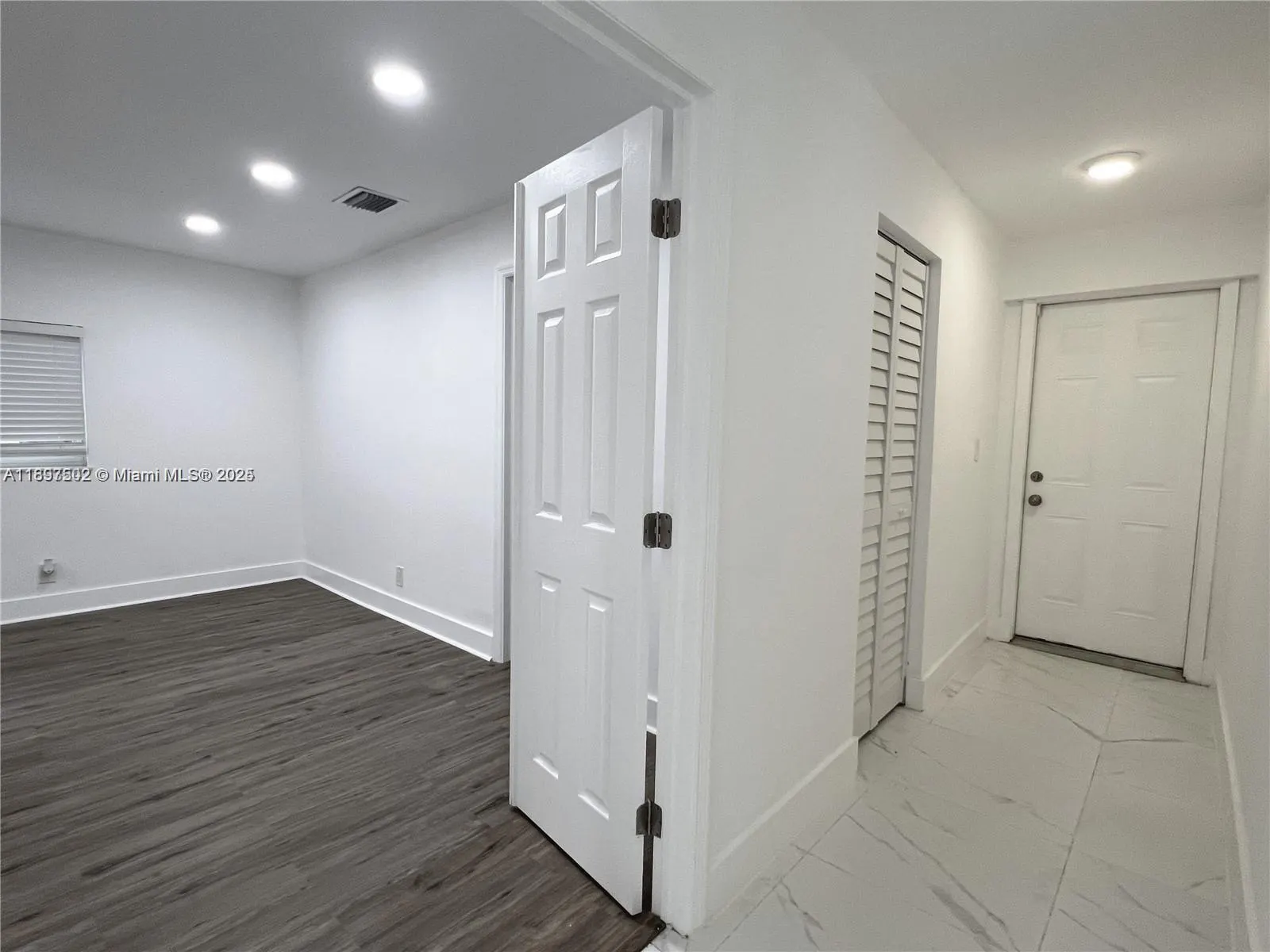 5401 W Broward Blvd