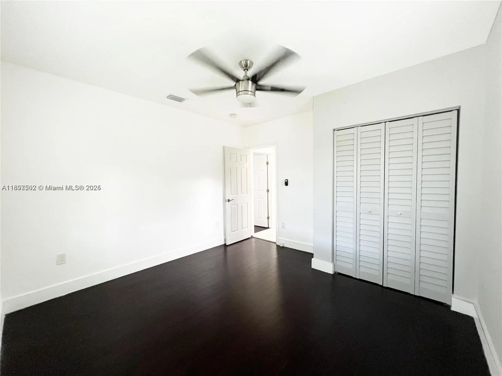 5401 W Broward Blvd
