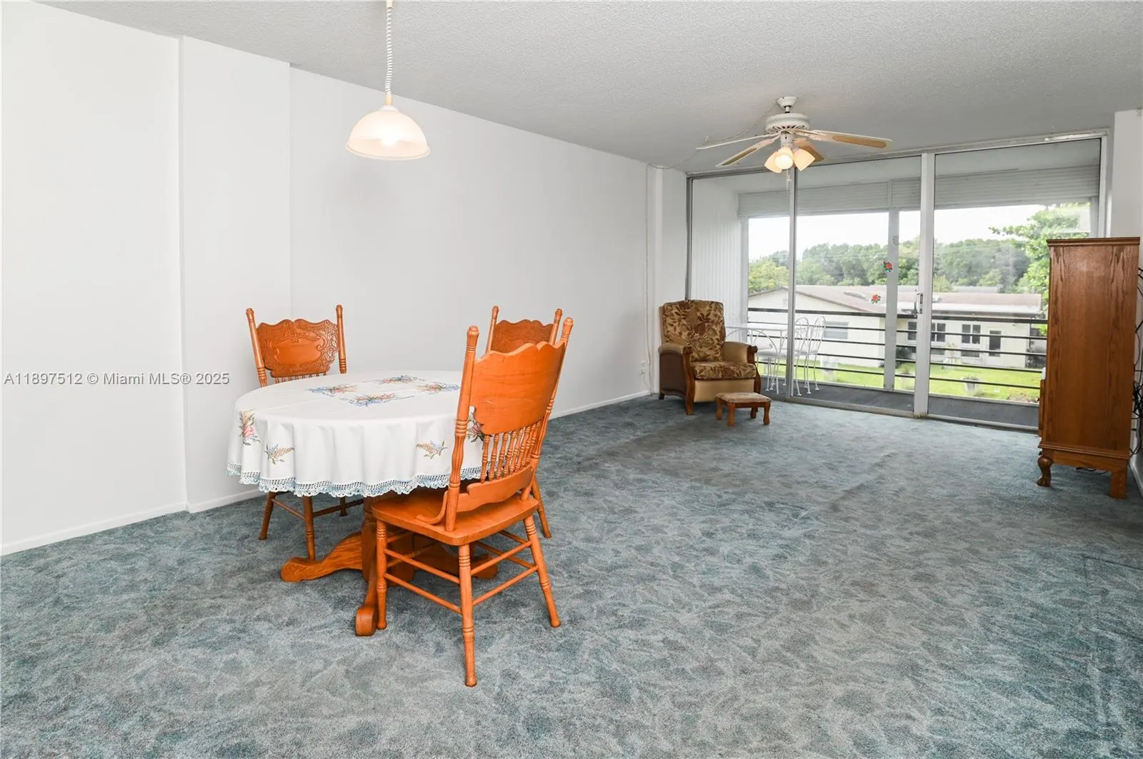 110 Royal Park Dr, #2H