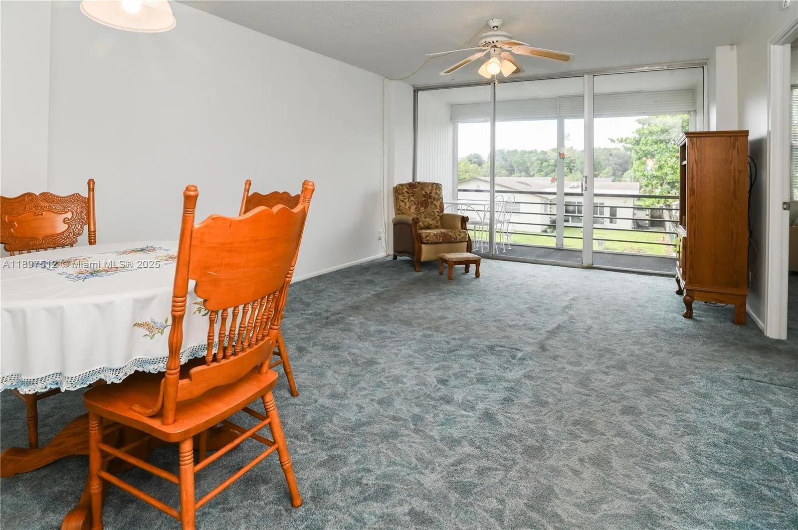 110 Royal Park Dr, #2H