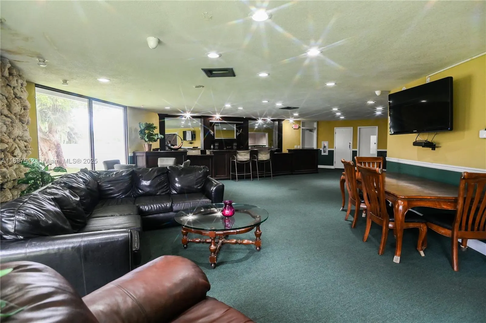 110 Royal Park Dr, #2H