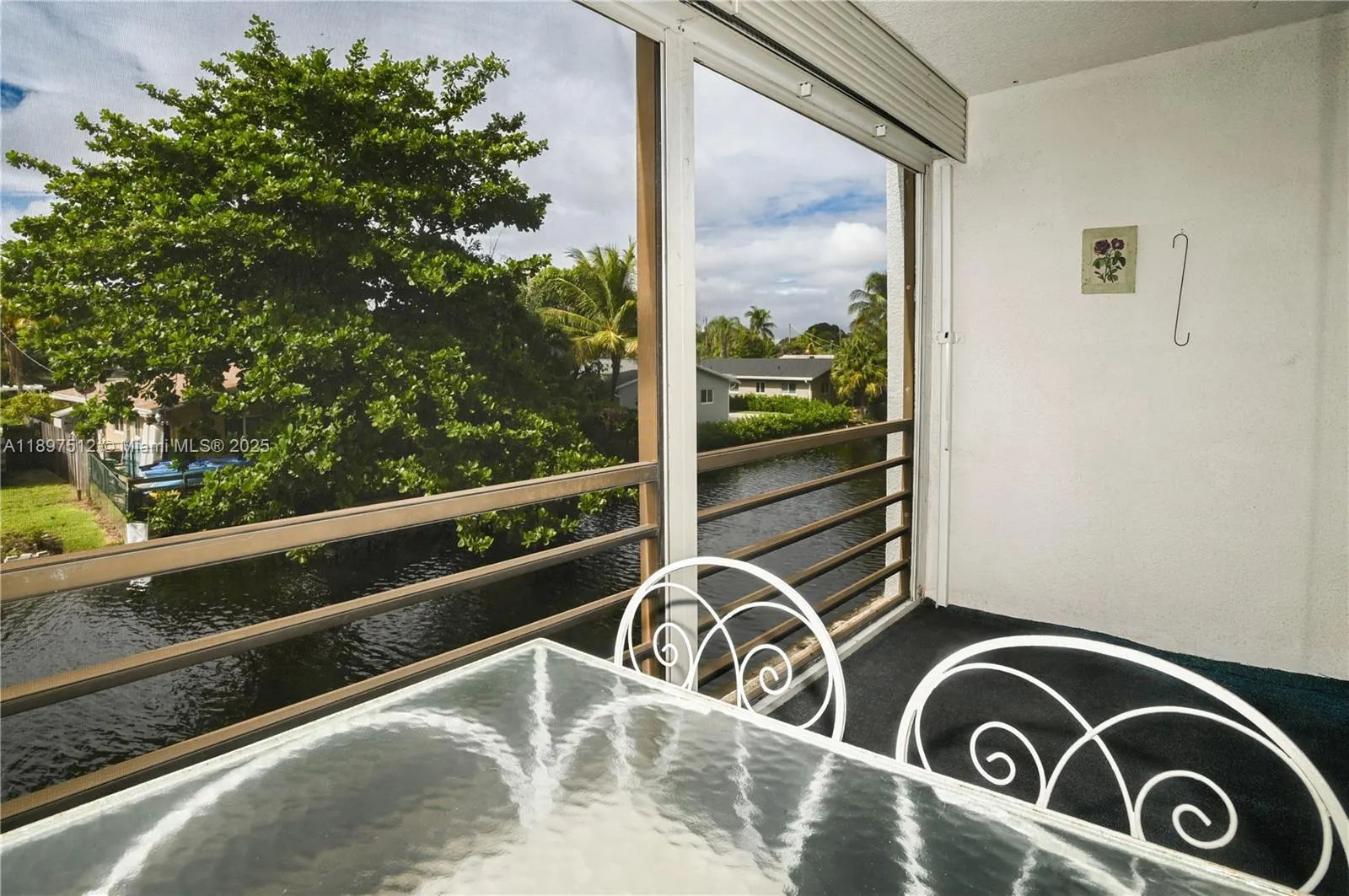 110 Royal Park Dr, #2H