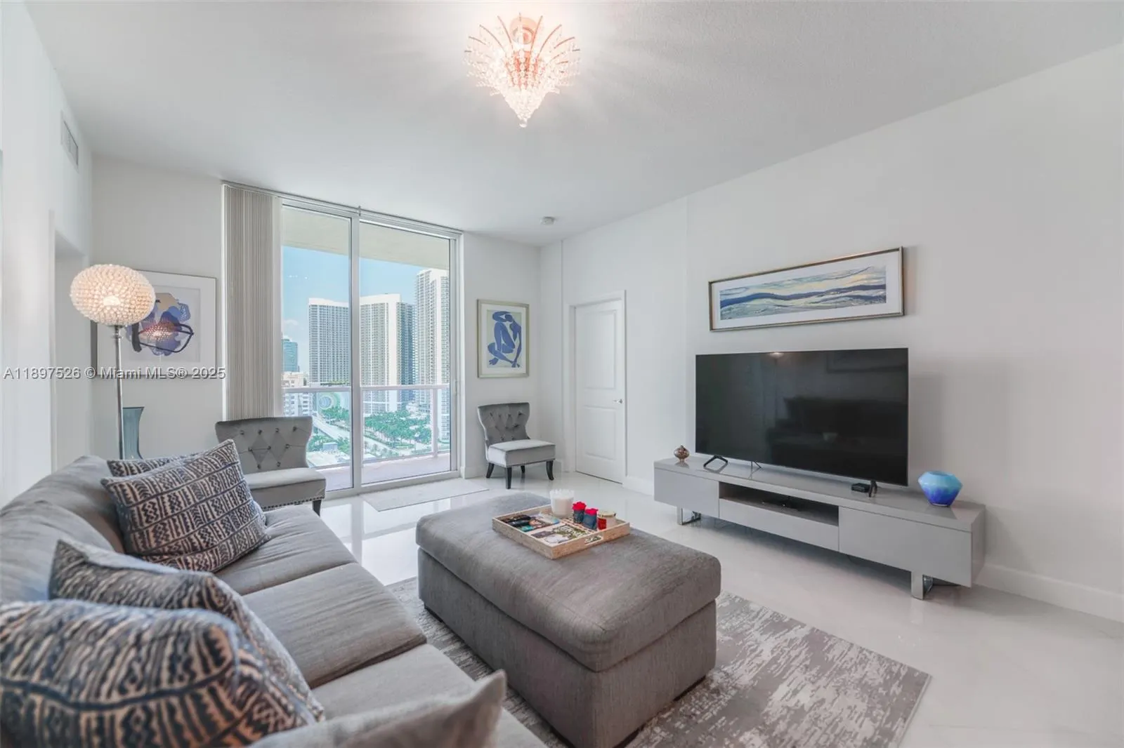 1945 S Ocean Dr, #1909