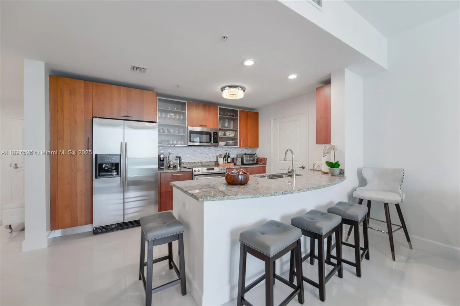 1945 S Ocean Dr, #1909