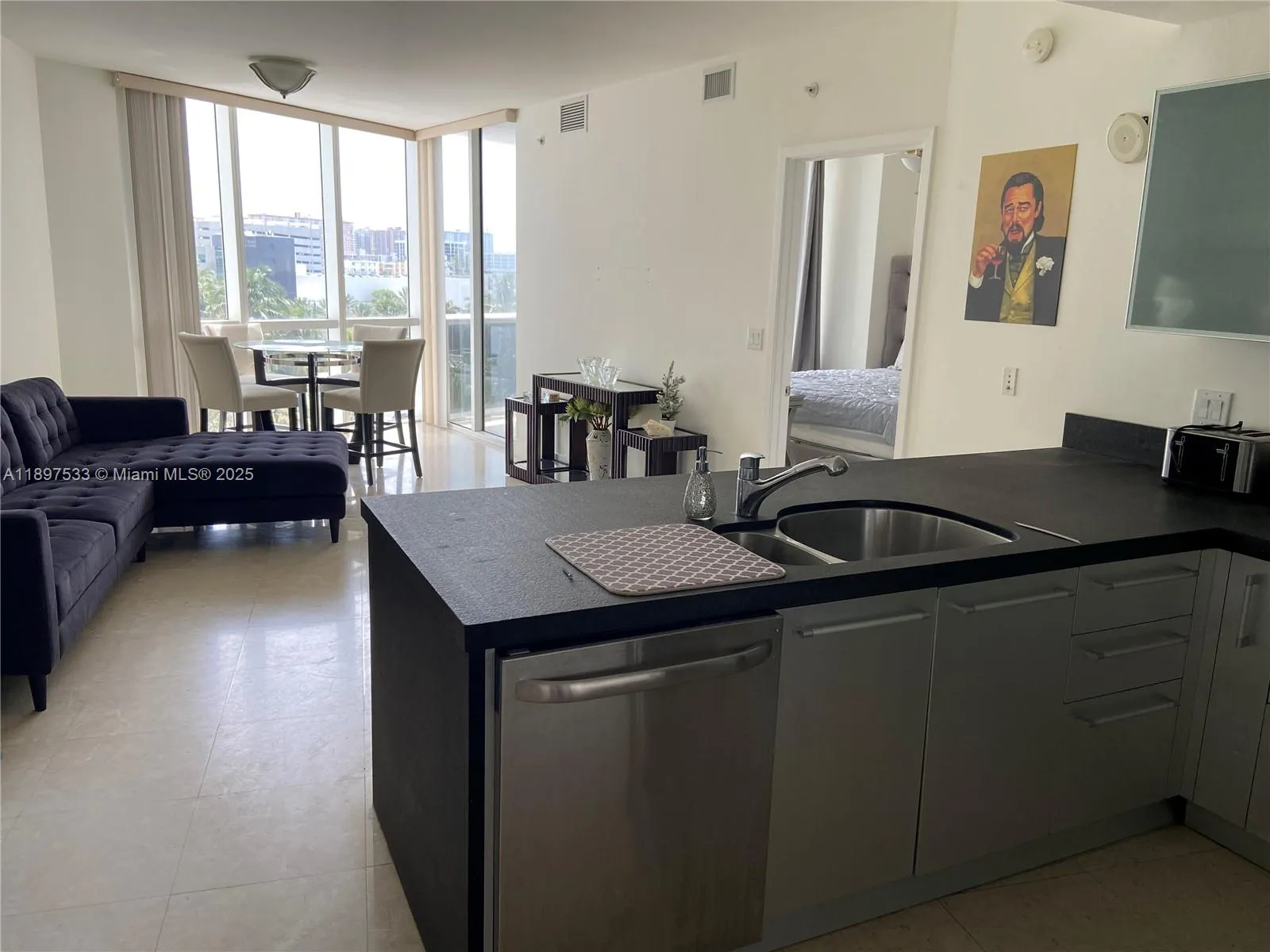 18201 Collins Ave, #708