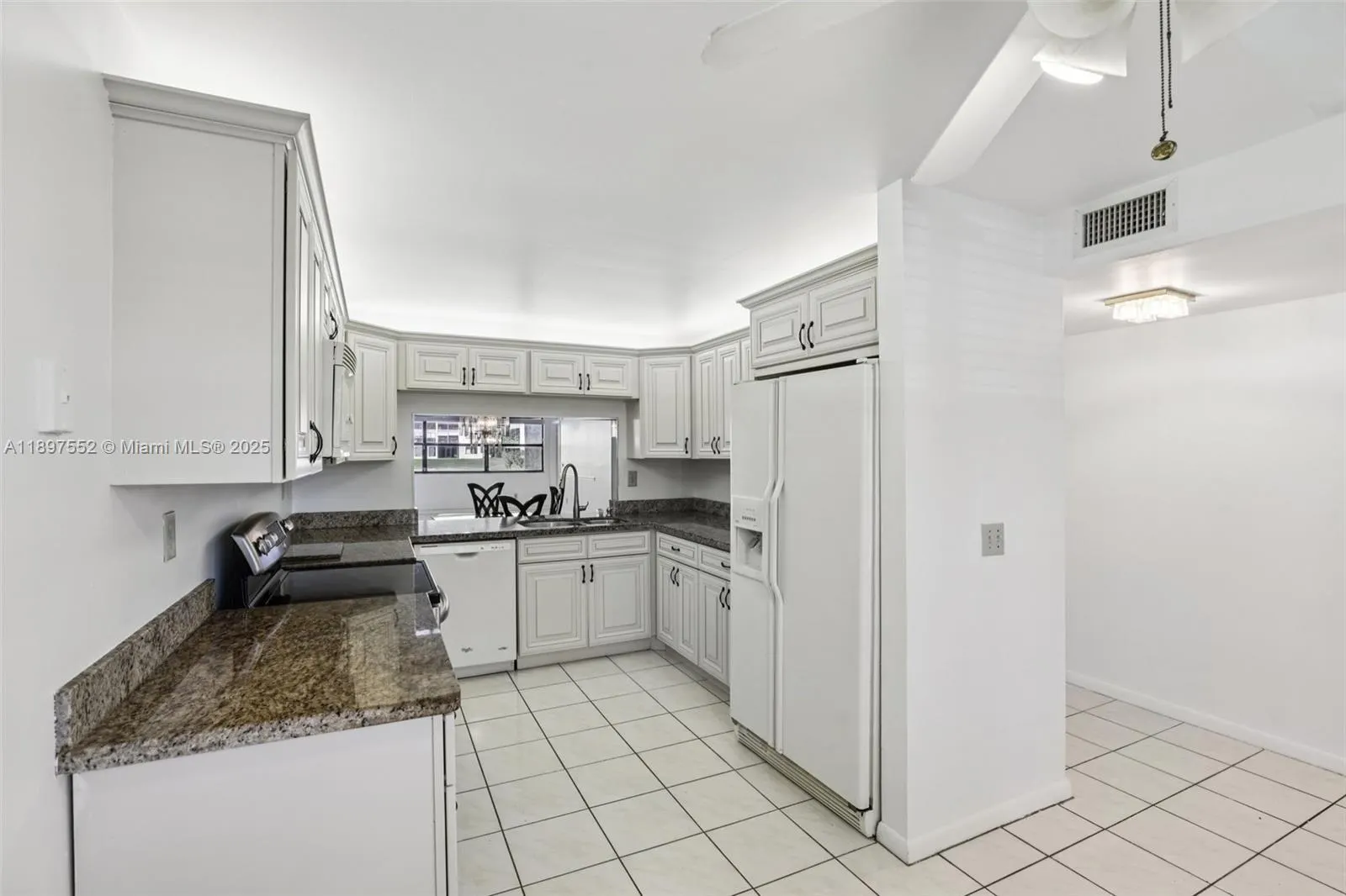 2981 N Nob Hill Rd, #108