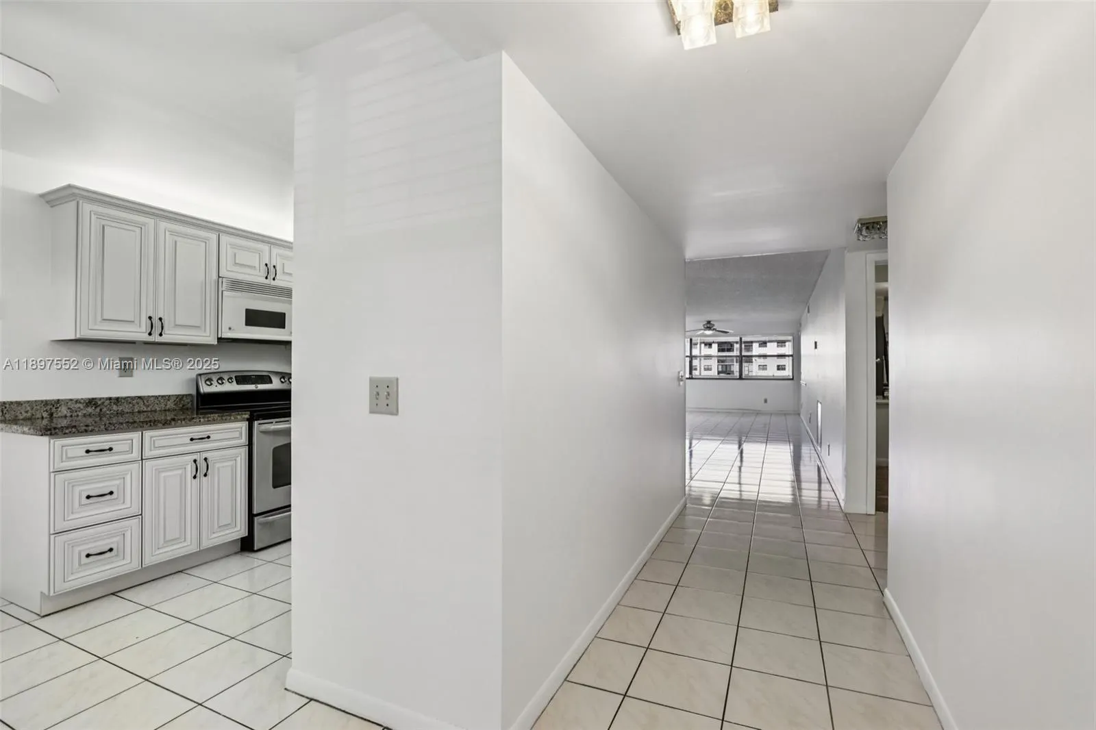 2981 N Nob Hill Rd, #108