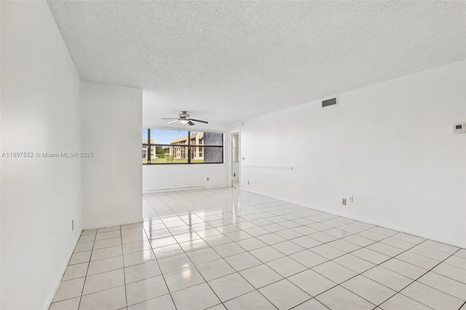 2981 N Nob Hill Rd, #108