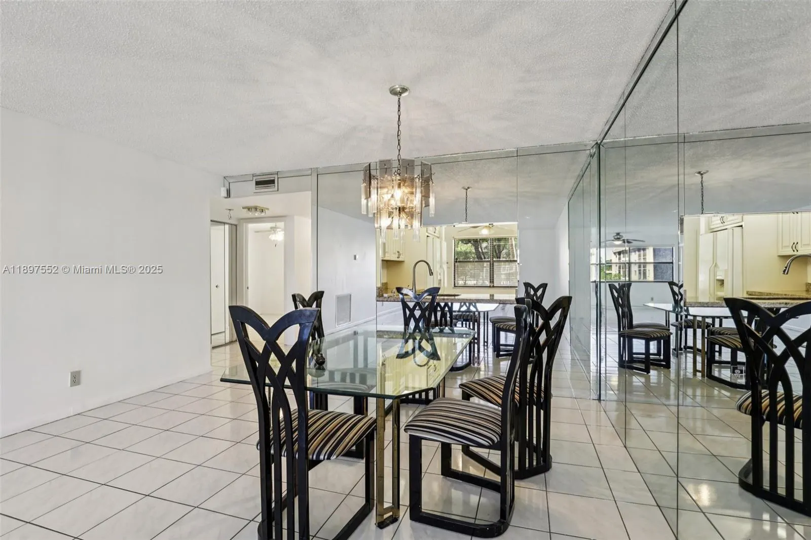 2981 N Nob Hill Rd, #108