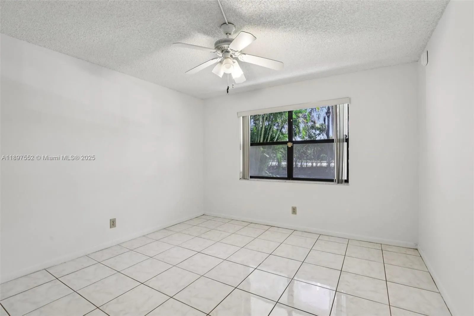 2981 N Nob Hill Rd, #108