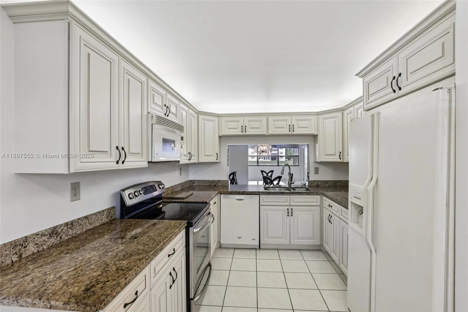 2981 N Nob Hill Rd, #108