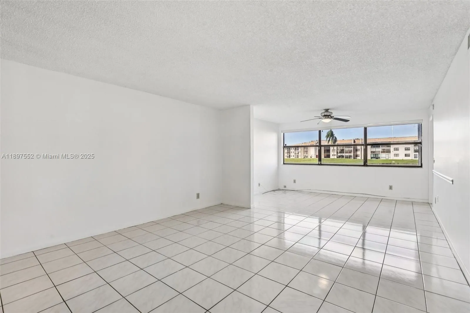 2981 N Nob Hill Rd, #108