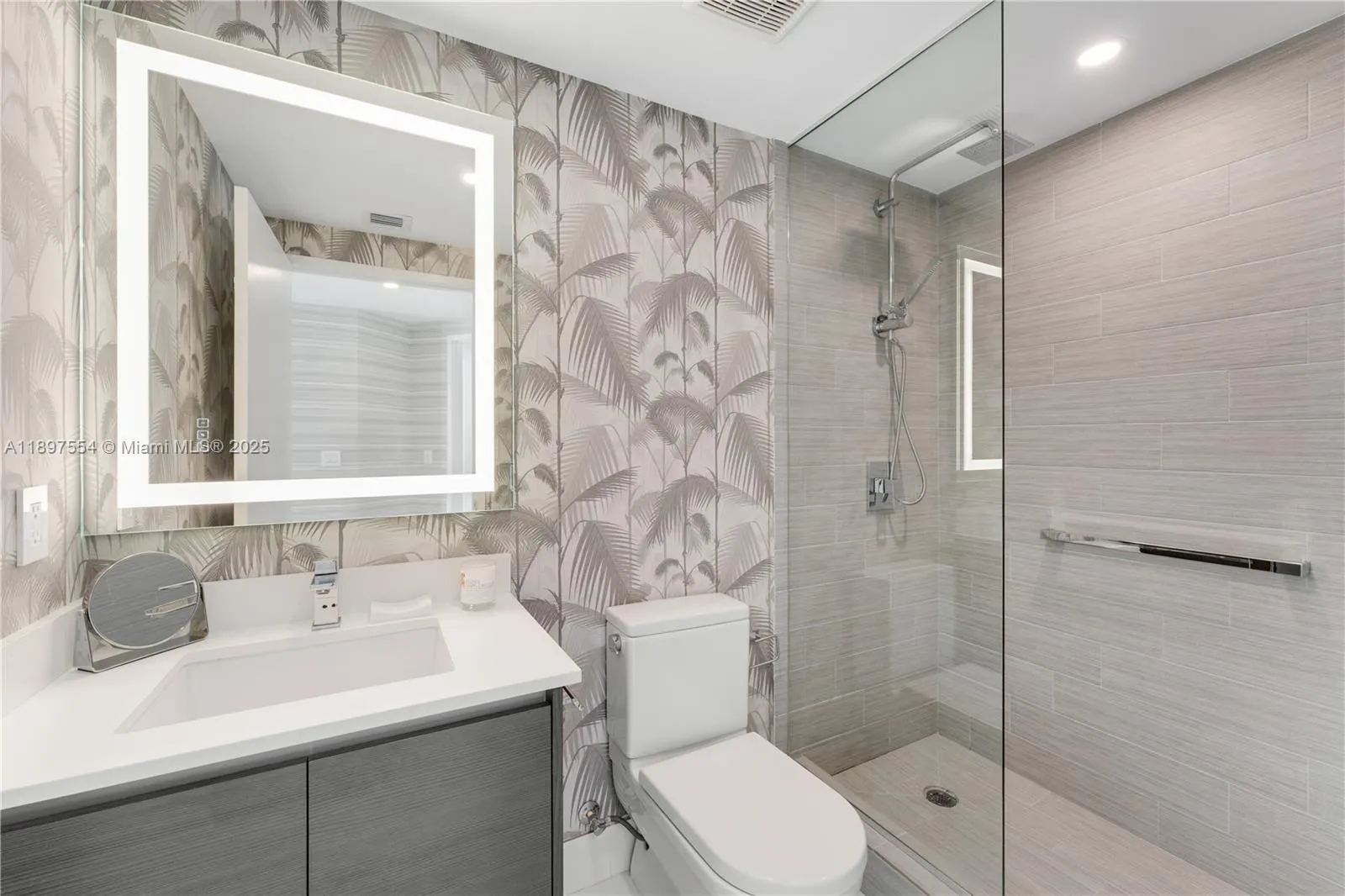 330 Sunny Isles Blvd, #5-1902